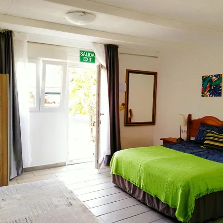 Welcome * Caleta de Interian